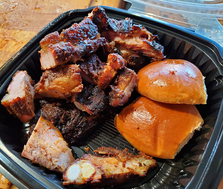 Heavens Table BBQ MKE